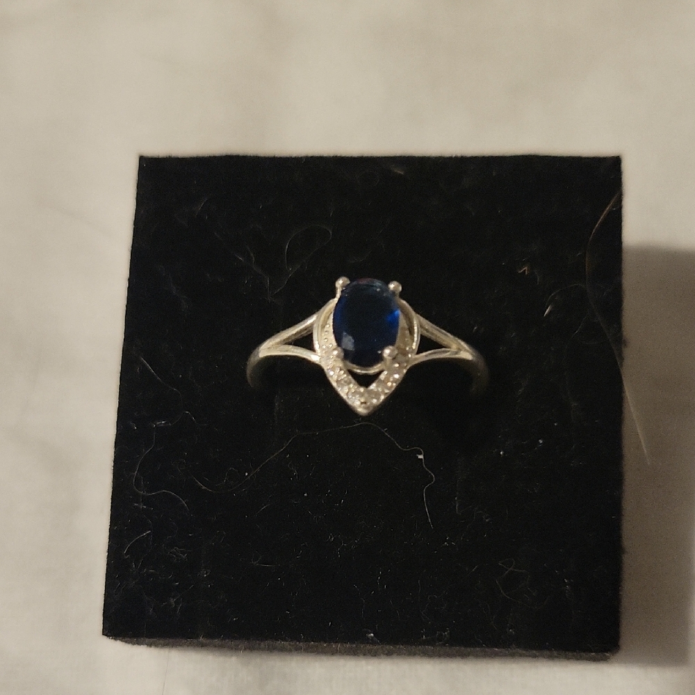 Source Unknown 925 Silver Ring With Deep Blue Ova… - image 1